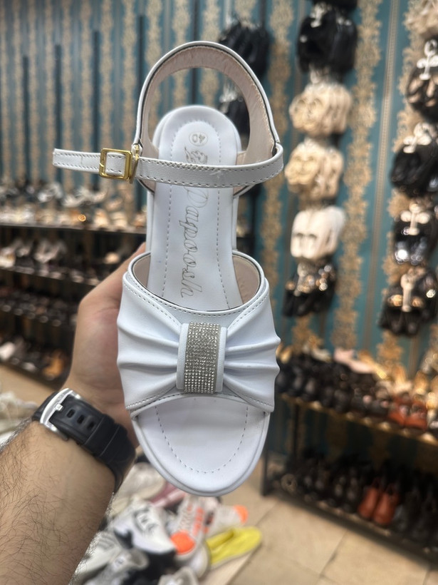 صندل زنانه لژدار ۵ سانتی نگیندار – بنددار شیک و راحت